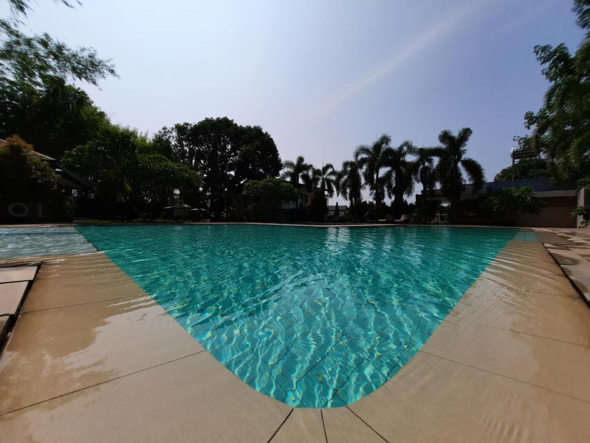 Estancia De Lorenzo Tarlac Exterior foto